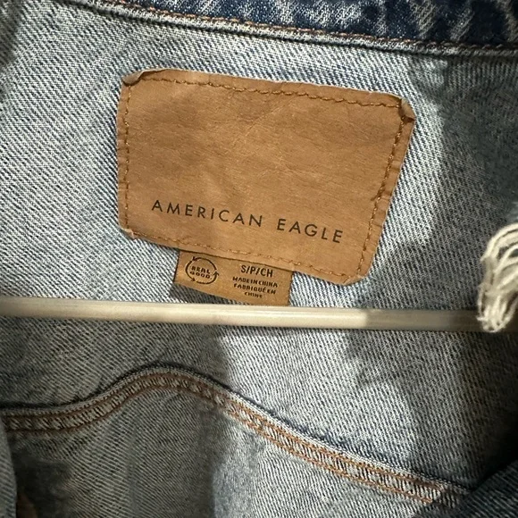 American Eagle Distressed Denim Jacket - Picture 3 of 3